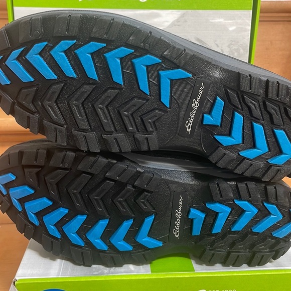 Eddie Bauer - Men's Snowfoil Winter Boots - Picture 4 of 9